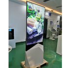 55 &quot;Indoor QLED Floorstand Ultrathin Moveable Digital Signage Poster Monitor Android Sisi Ganda Layar Lcd Kios