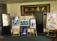 Bingkai Kayu Wall Mounted Digital Signage 21.5In Untuk Layar Horisontal Vertikal