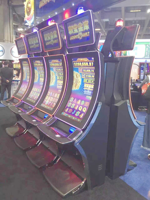 PCAP layar sentuh LCD monitor size from 10.1inch to 98inch with build in colorful LED lights for game machine