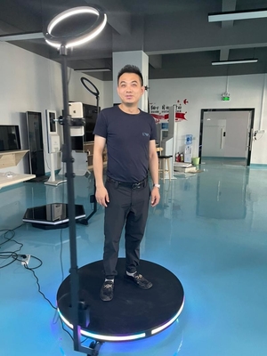 Bilik foto Round Base 360 ​​Selfie Spinner untuk Pesta Pernikahan Ulang Tahun