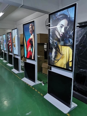 43 55 inci Digital Signage Kiosk Rotate lantai berdiri 360 derajat tampilan iklan