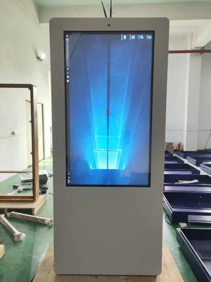 Lantai Berdiri IP65 Waterproof Outdoor LCD Digital Signage dengan 50000 Jam Umur