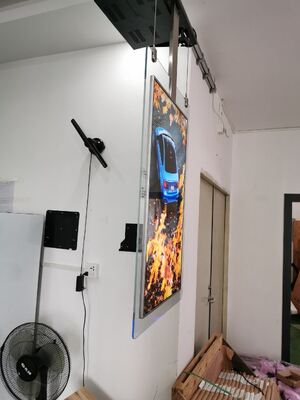 Tampilan Sudut Pandang 178 Derajat Multi Sentuh Digital Signage Menawarkan Kinerja dan Daya Tarik Visual yang Ditingkatkan di Ruang Publik