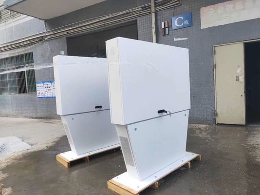 Signage Digital Stand Lantai luar ruangan