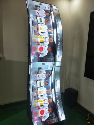 OLED 55 &quot;1920x1080 400cd / m2 Floor Stand Advertising Player