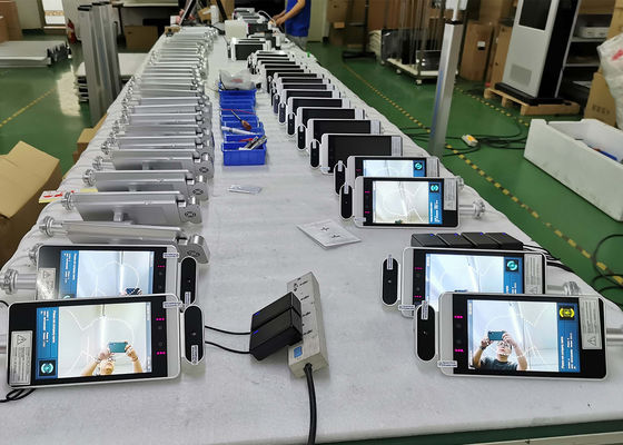 Pembaca Kartu RFID pengenalan wajah biometrik Pengukuran Suhu Termal Otomatis Sistem akses terminal pengenalan wajah