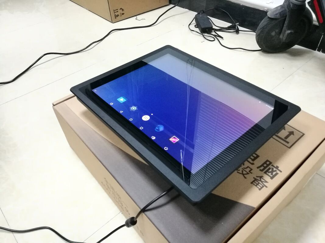 Tampilan Digital Signage CPU Quad-core dengan Sistem Operasi Android dan Windows yang Dirancang untuk Pengoperasian di Berbagai Lingkungan Komersial