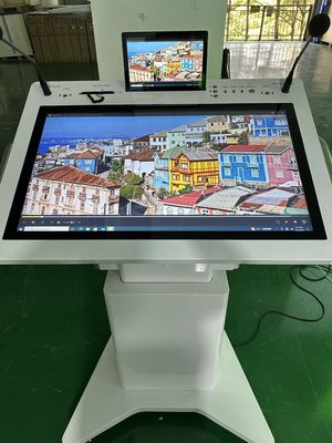 Smart layar ganda AIO podium pertemuan 32 "jendela PCAP interaktif ditambah 10" layar LCD monitor meja