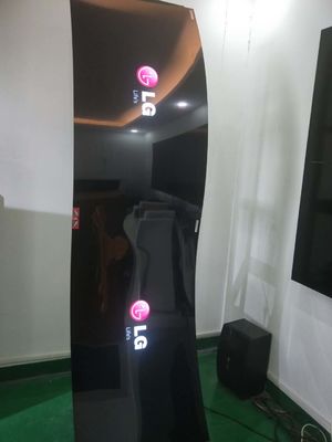 3mm Tebal 400cd / m2 1920x1080 Floor Stand OLED Screen